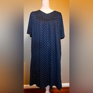 Casual Time Navy Blue Polka Dot Dress with Pockets. Size Large
